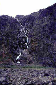 Водопад на перевале Центральный. Фото Данько В.Ю.